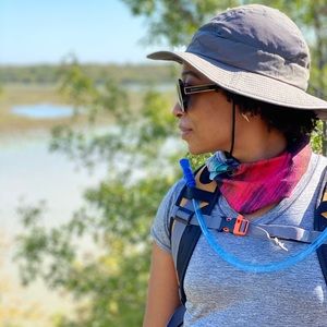 Meet your Posher, Candace